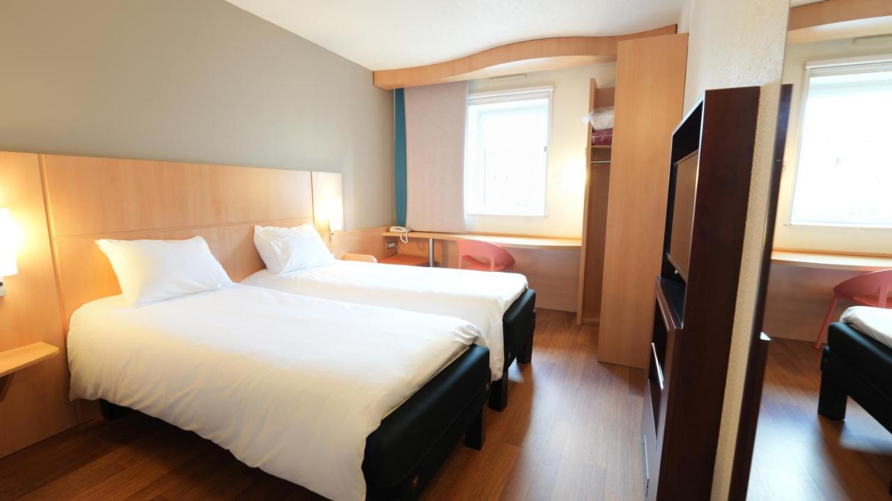 Ibis Vitre Centre Hotel Bagian luar foto